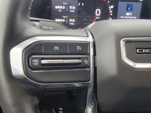 Used 2024 GMC Canyon Denali image 33