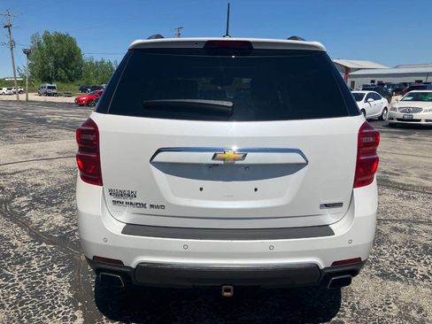 Used 2017 Chevrolet Equinox Premier w/ Enhanced Convenience Package AWD/4WD image 4