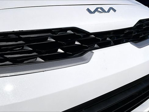 Used 2024 Kia Forte LXS image 27