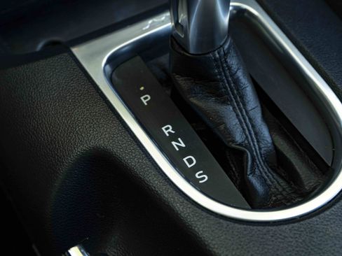 Used 2021 Ford Mustang Coupe RWD image 27