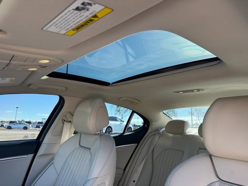 Used 2026 Genesis G70 2.5T Prestige image 33