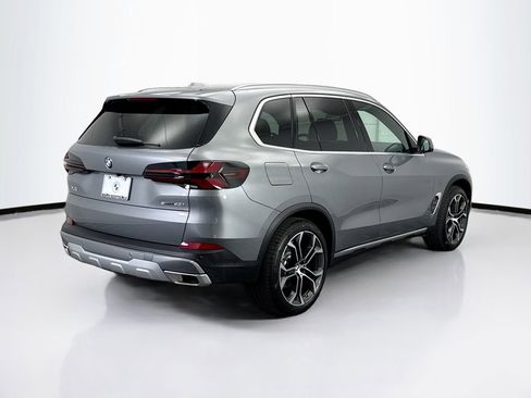 New 2026 BMW X5 sDrive40i image 5