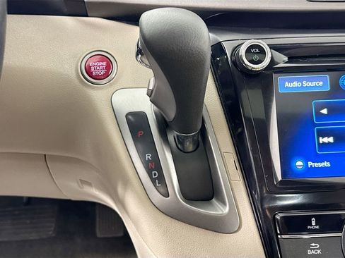 Used 2016 Honda Odyssey EX-L image 18