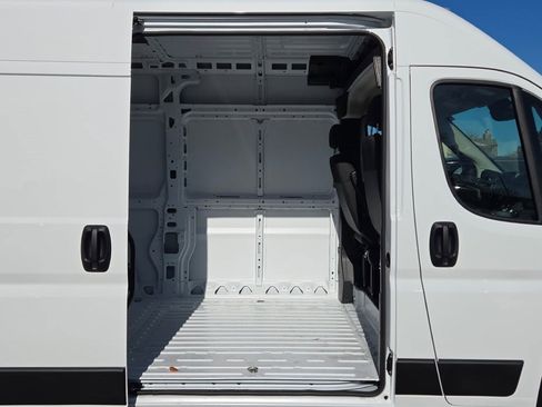 New 2026 RAM ProMaster 1500 w/ Cold Weather Group image 10