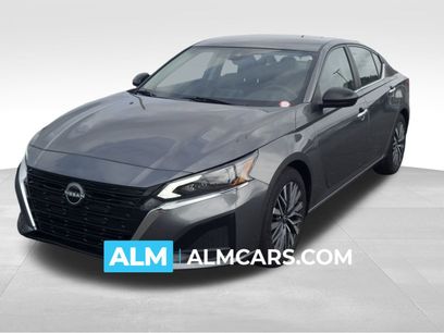 Used 2025 Nissan Altima 2.5 SV