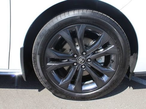 Certified 2026 Toyota Sienna XSE FWD image 10