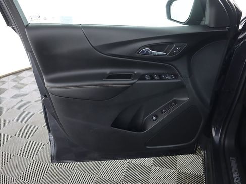 Used 2022 Chevrolet Equinox Premier image 21