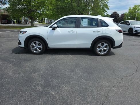 Used 2024 Honda HR-V LX image 4