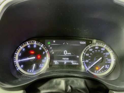 Used 2022 Toyota Highlander Limited AWD/4WD image 21