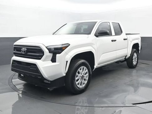 Used 2026 Toyota Tacoma SR RWD image 21
