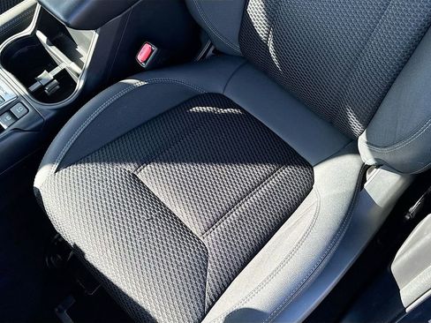 Certified 2023 Subaru Forester Premium image 18