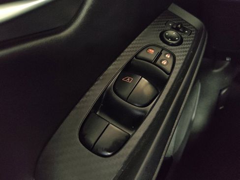 Used 2024 Nissan Sentra SV FWD image 27
