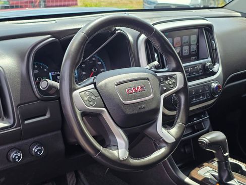 Used 2018 GMC Canyon SLE w/ SLE Convenience Package image 14