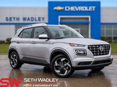 Used 2025 Hyundai Venue SEL