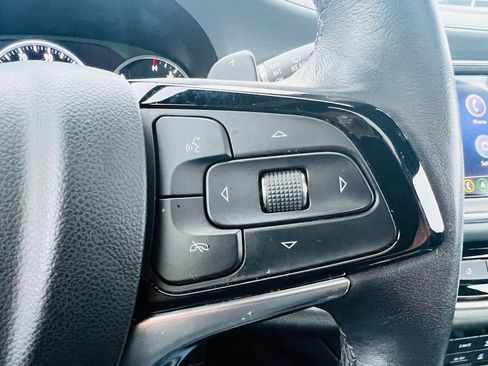 Used 2022 Buick Enclave Premium w/ Experience Buick Package image 24