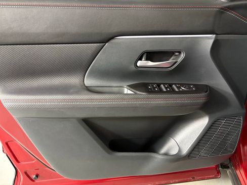 New 2026 Nissan Kicks SR image 14