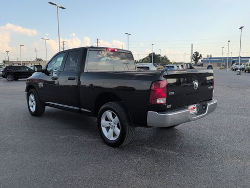 Used 2024 RAM 1500 Classic SLT AWD/4WD image 5
