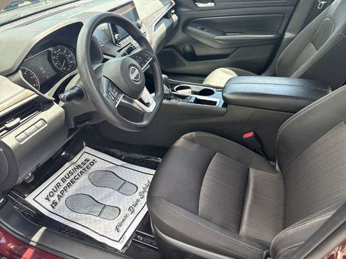 Certified 2024 Nissan Altima 2.5 SV FWD image 18