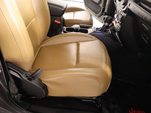 Used 2021 Jeep Wrangler Unlimited Rubicon image 14