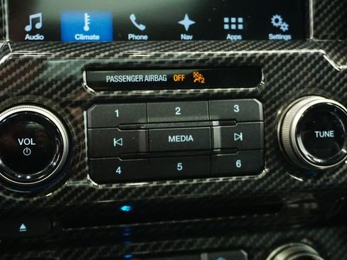 Used 2018 Ford F150 Raptor w/ Equipment Group 802A Luxury image 35