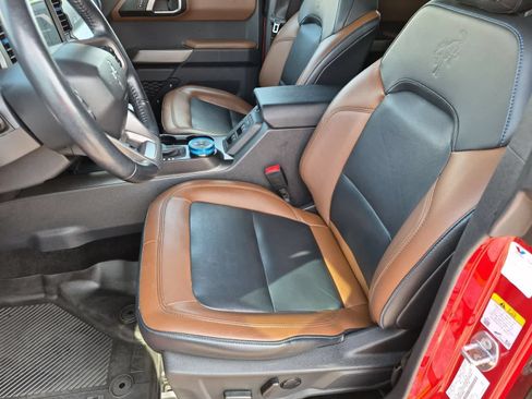 Used 2023 Ford Bronco Outer Banks AWD/4WD image 16