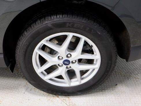 Certified 2022 Ford Edge SEL w/ Convenience Package image 18