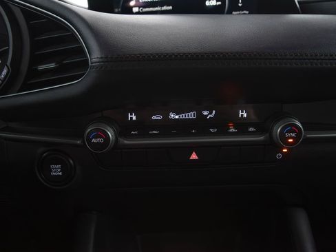 Used 2024 MAZDA MAZDA3 s image 29