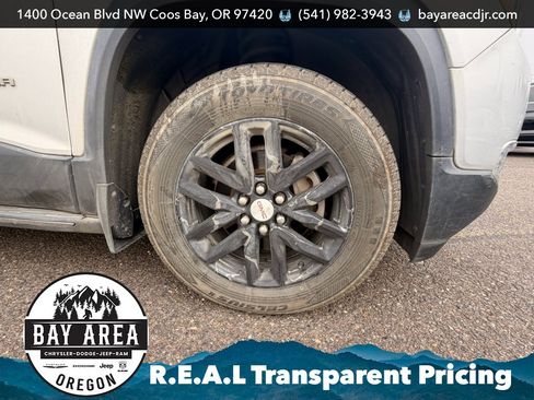 Used 2018 GMC Acadia SLT AWD/4WD image 9