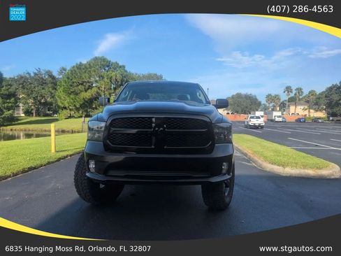 Used 2017 RAM 1500 Express w/ Black Ram 1500 Express Group RWD image 8