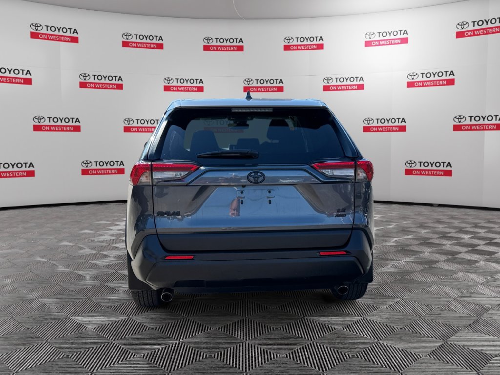 Used 2025 Toyota RAV4 LE AWD/4WD image 6
