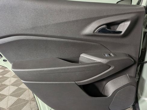 Certified 2025 Chevrolet Trax ACTIV w/ Driver Confidence Package image 33