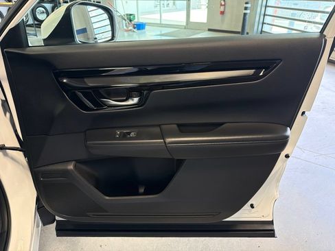 Used 2026 Honda CR-V EX-L image 32