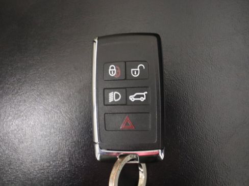 Used 2022 Land Rover Range Rover Sport HSE Silver Edition image 23