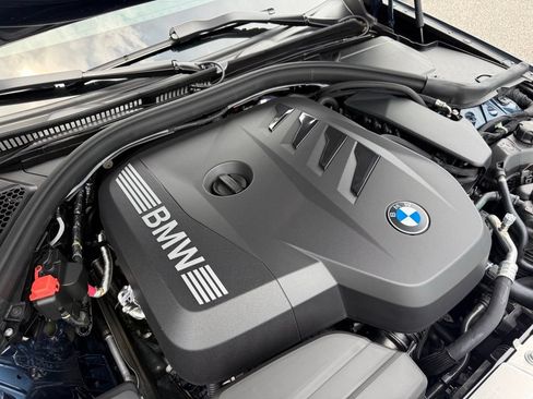New 2026 BMW 330i Sedan w/ Premium Package RWD image 21