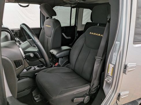 Used 2015 Jeep Wrangler Unlimited Sahara w/ Dual Top Group image 13
