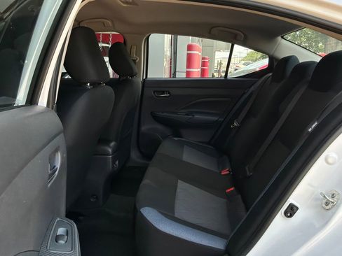 Used 2025 Nissan Versa SV FWD image 11
