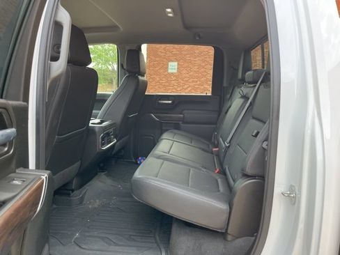 Certified 2022 GMC Sierra 2500 SLT w/ SLT Premium Package AWD/4WD image 22