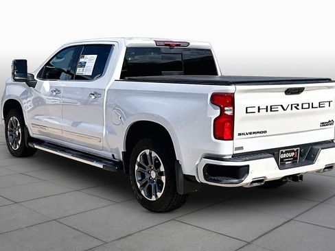Used 2024 Chevrolet Silverado 1500 High Country w/ Technology Package AWD/4WD image 12