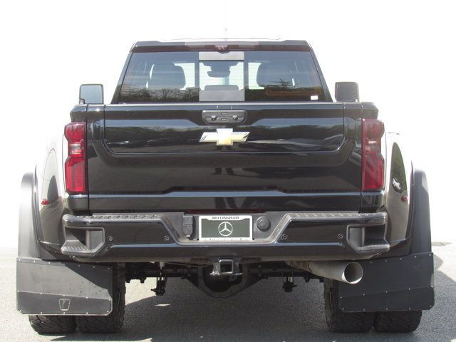 Used 2025 Chevrolet Silverado 3500 High Country w/ High Country Premium Package AWD/4WD image 7