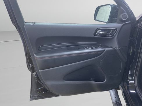 Used 2025 Dodge Durango GT AWD/4WD image 12