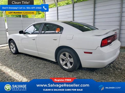 Used 2012 Dodge Charger SE RWD image 3
