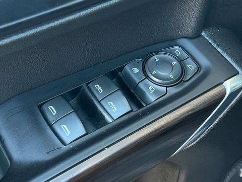 Used 2019 GMC Sierra 1500 SLT w/ SLT Premium Package image 13