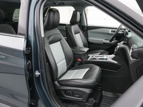 Certified 2023 Ford Explorer XLT w/ Equipment Group 202A image 23