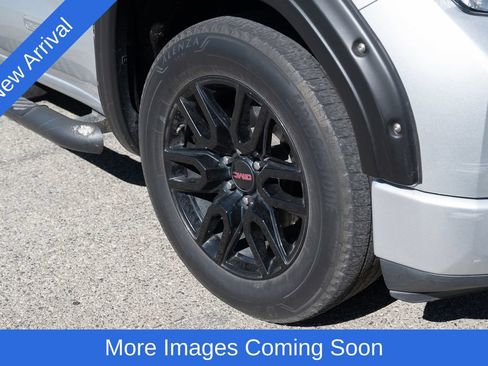 Used 2020 GMC Sierra 1500 Elevation w/ Elevation Value Package RWD image 8