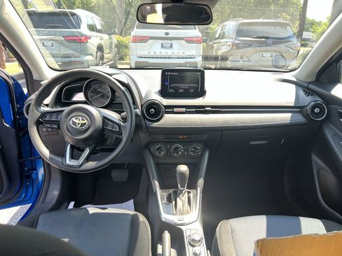 Used 2020 Toyota Yaris LE FWD image 31