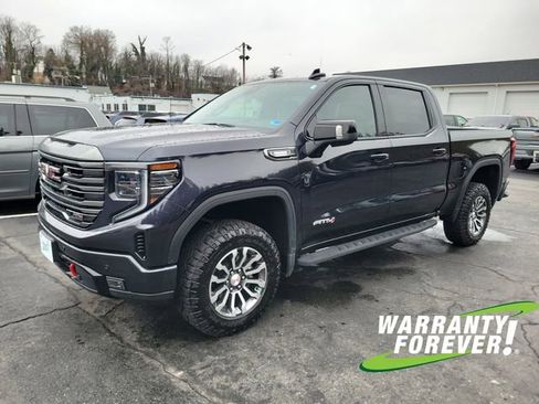 Used 2023 GMC Sierra 1500 AT4 w/ AT4 Premium Package image 3