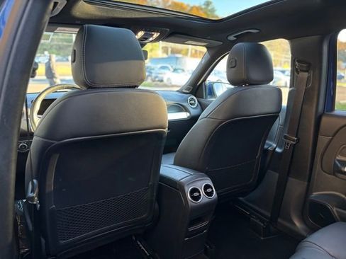 Used 2024 Mercedes-Benz GLB 250 4MATIC image 49