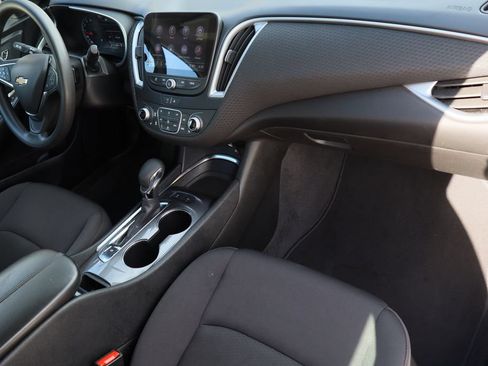 Used 2025 Chevrolet Malibu LT FWD image 27
