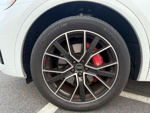 Used 2022 Audi SQ5 Premium Plus w/ Premium Plus Package image 14