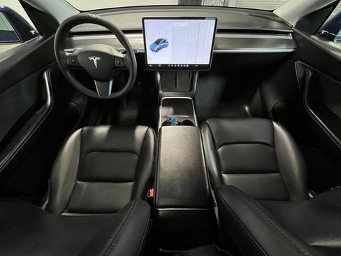 Used 2021 Tesla Model Y Long Range AWD/4WD image 17